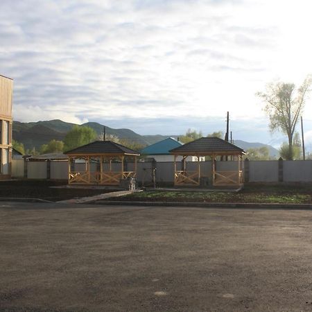 Saty Guest House Exterior foto
